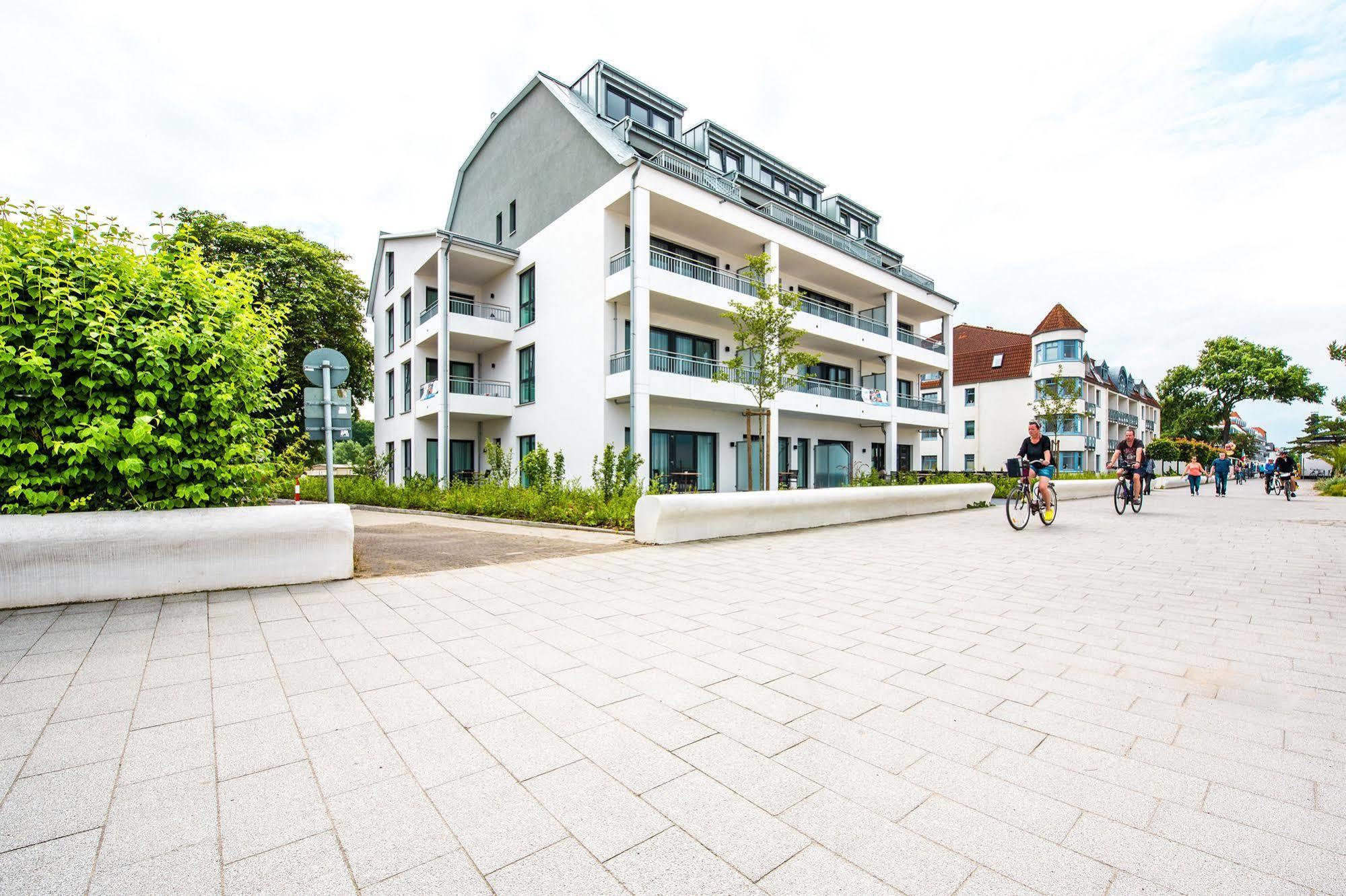 Strandhotel Luv Timmendorfer Strand Exterior photo